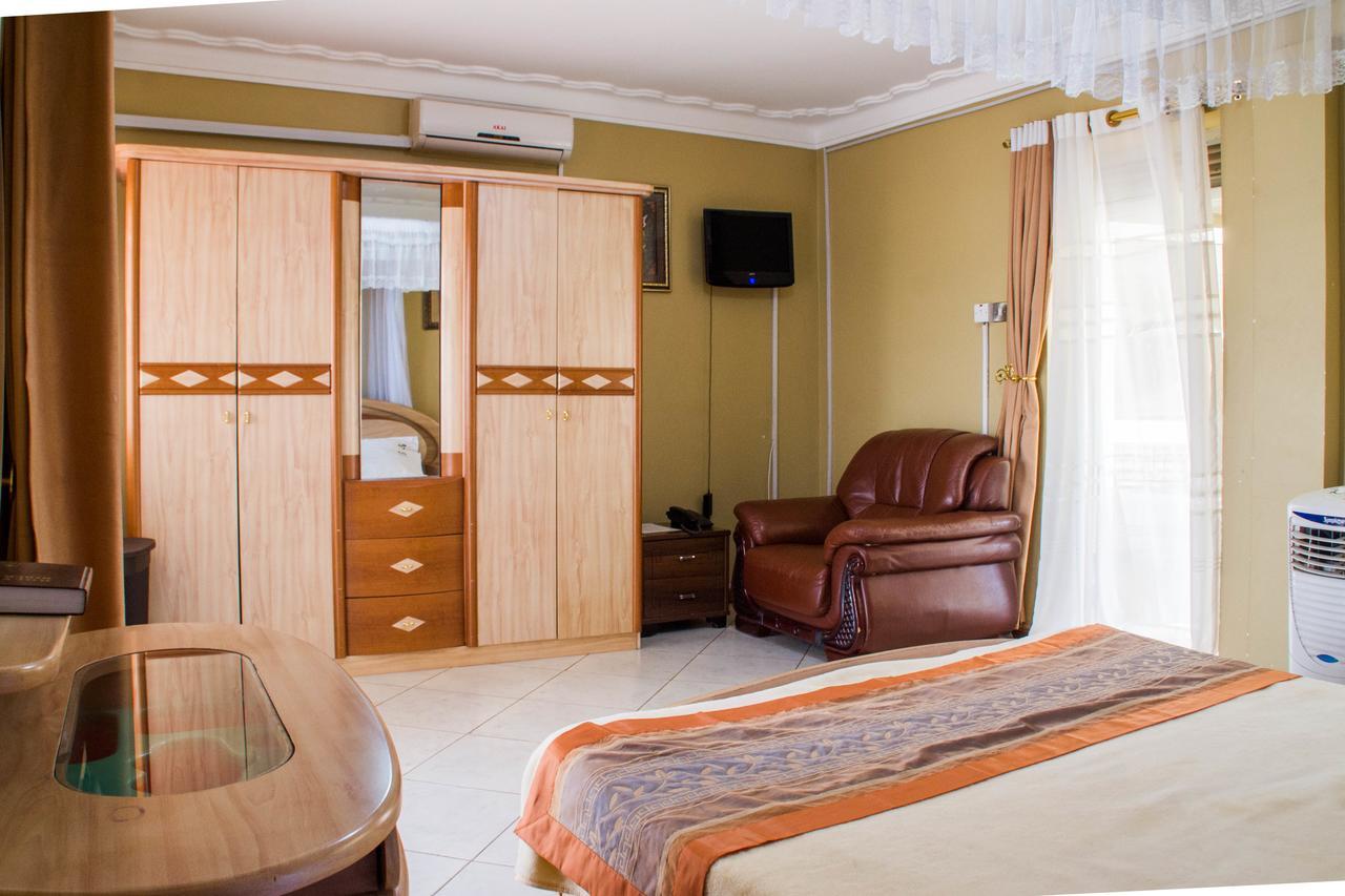 Desert Breeze Hotel Arua Ngoại thất bức ảnh