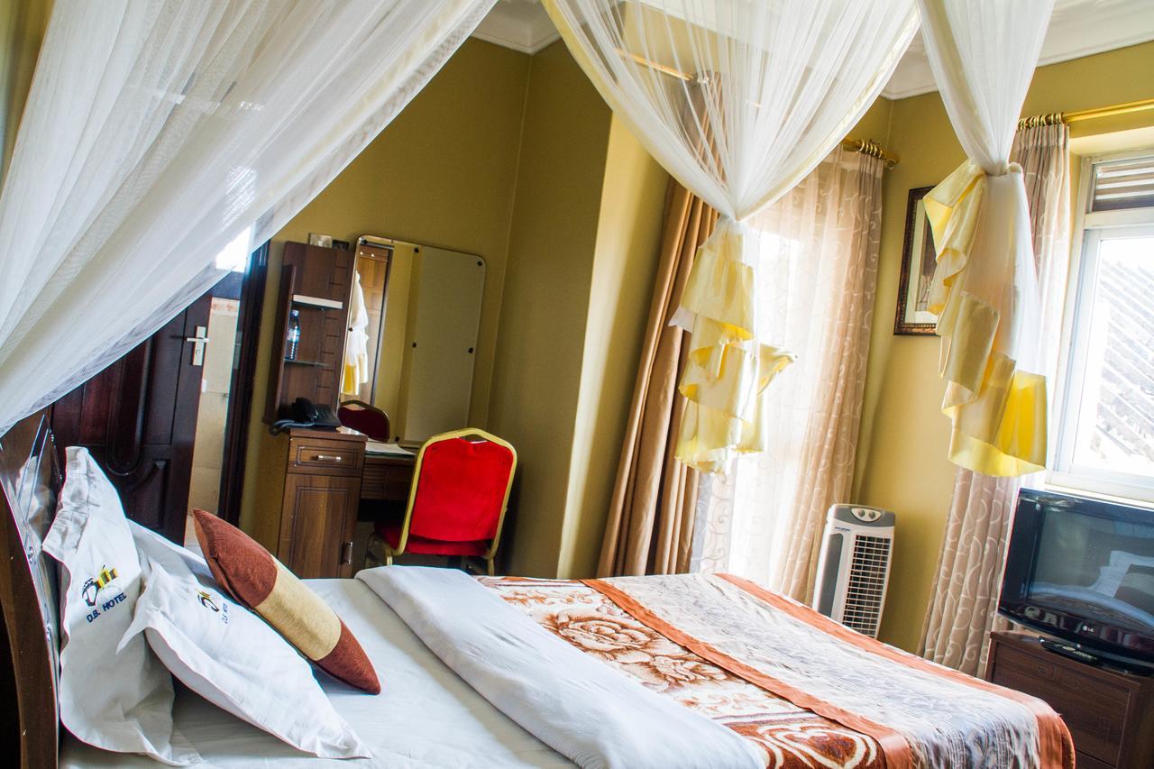 Desert Breeze Hotel Arua Ngoại thất bức ảnh