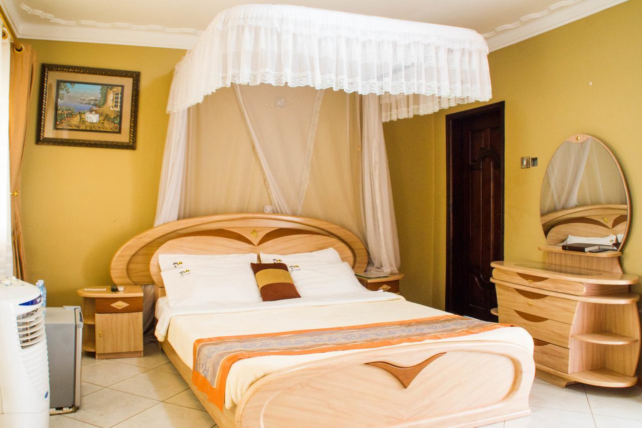 Desert Breeze Hotel Arua Ngoại thất bức ảnh